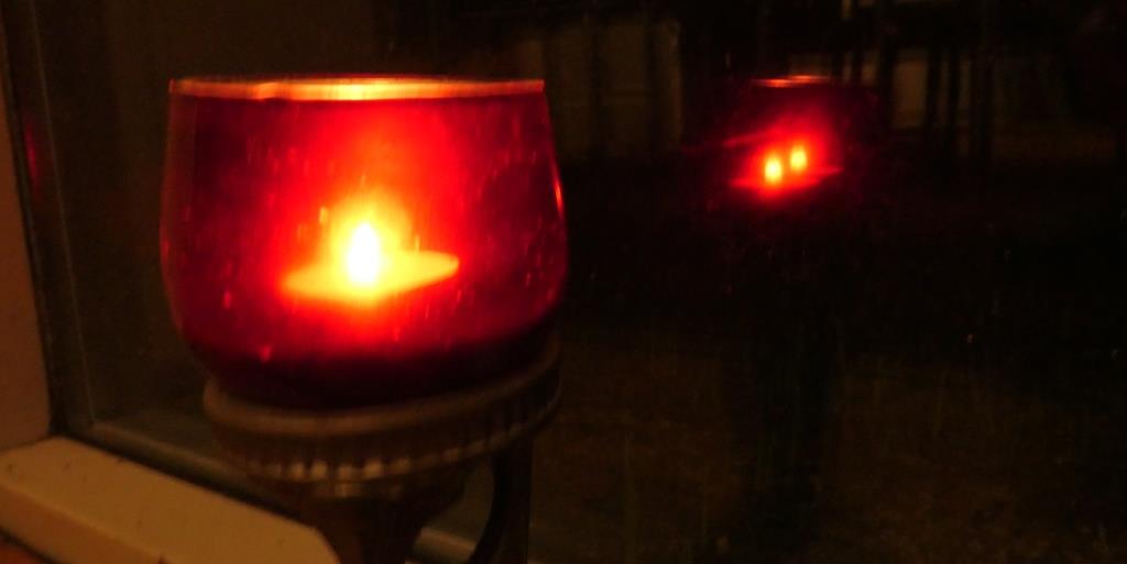 2020-07-03, rood lampje