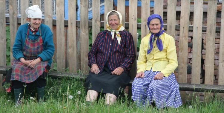 2021-03-18, oude vrouwen Belarus