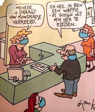 2022-01-10, man met mondkapje in zijn nek-klein